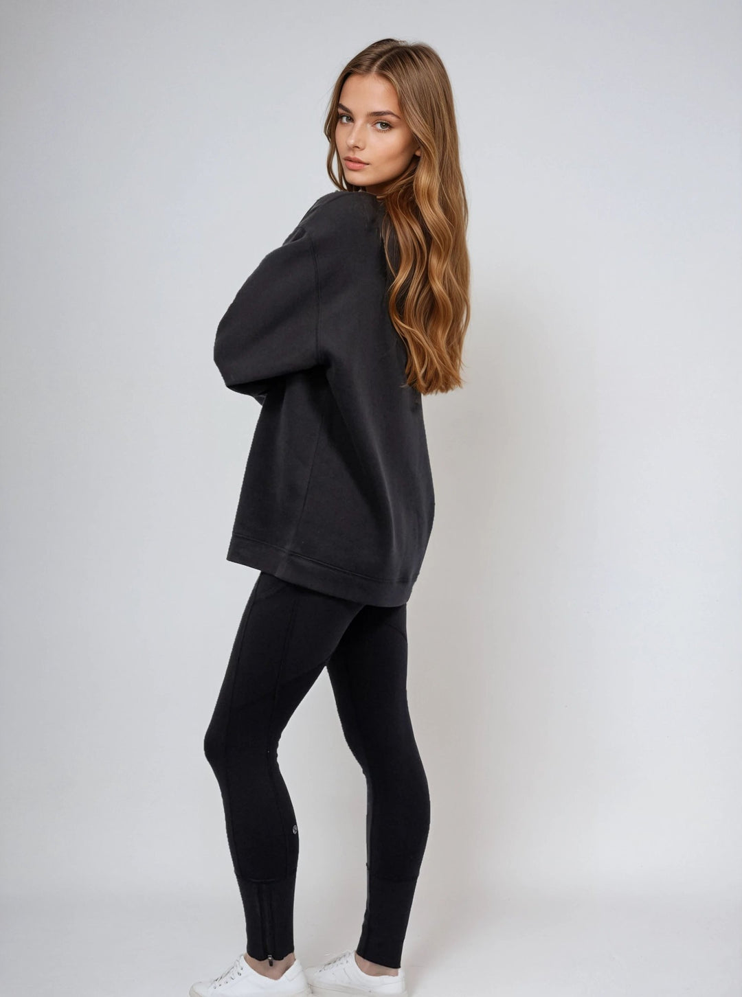 Oversized Crewneck - Public Veil