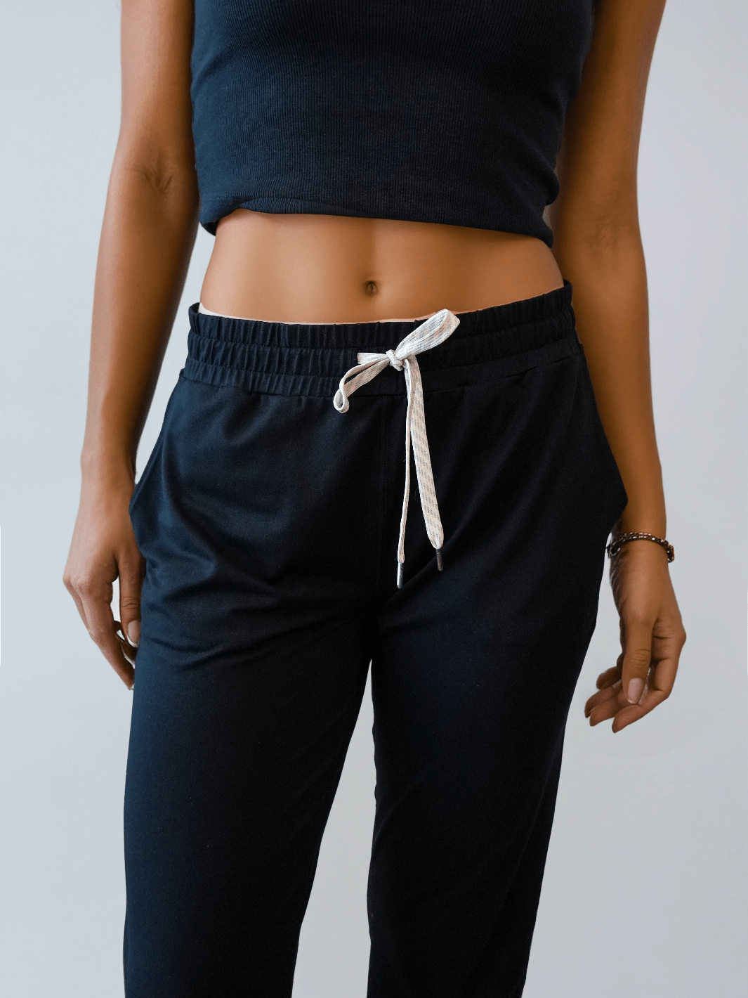 The Performance Jogger - Short - Public Veil